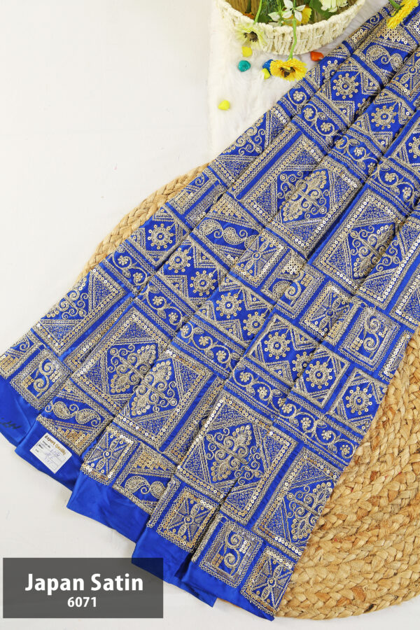292A0010 Japan Satin 6071 copy Japan Satin 004