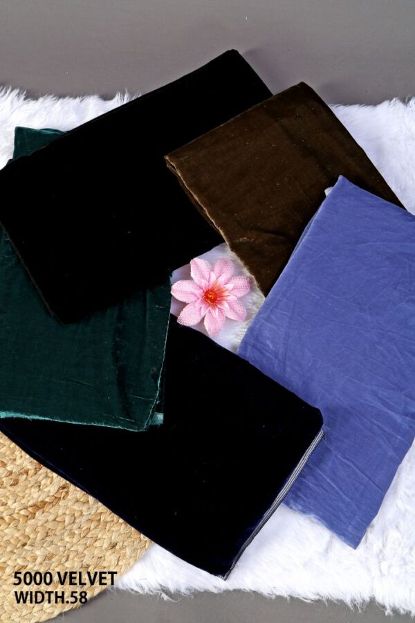 Velvet Width 58"