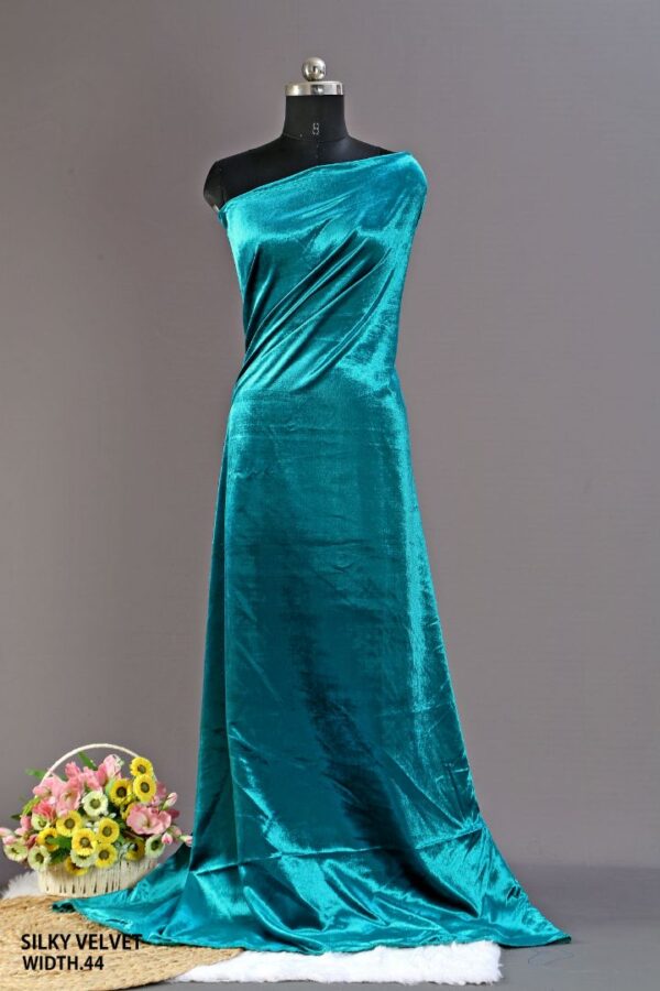 Silky Velvet Width 44"